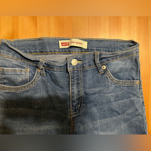 LEVI Womens skinny Jeans 🤎 Size 27 x 27 - Picture 3 of 6
